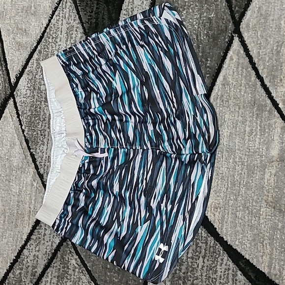 UNDER ARMOUR LOOSE HEATGEAR LOGO ATHLETIC SHORTS - Picture 1 of 10